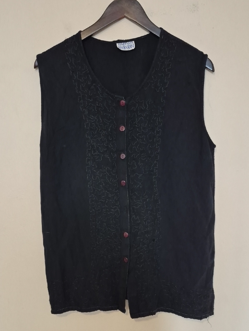 Papaya Moon Boho Black Sleeveless Button-Front Embroidered Blouse